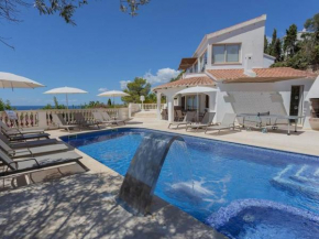 Wonderful Menorca Villa - 6 Bedrooms - Villa Increible - Great pool and terrace area with stunning sea views